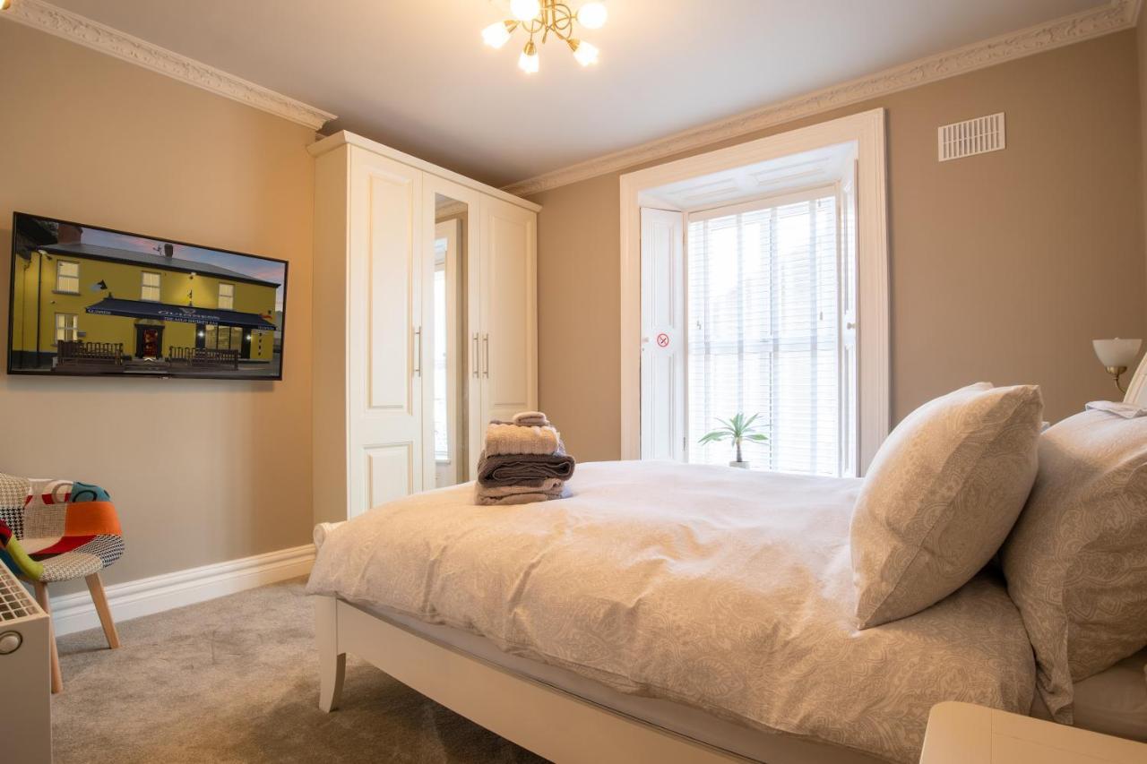 The Canalside B&B At The Auld Shebeen Bar Athy Exterior photo
